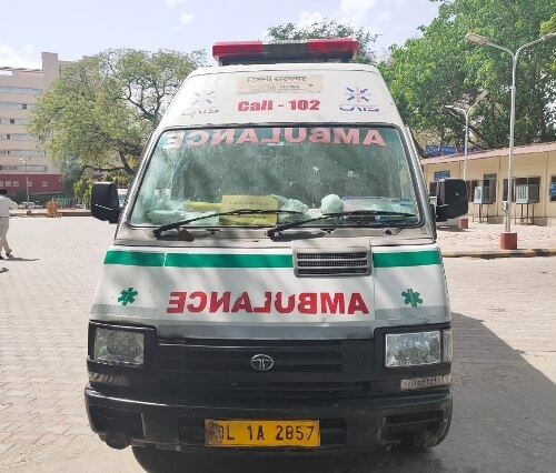 16 nabbed in Gurugram for trying to escape in 2 ambulances  ?